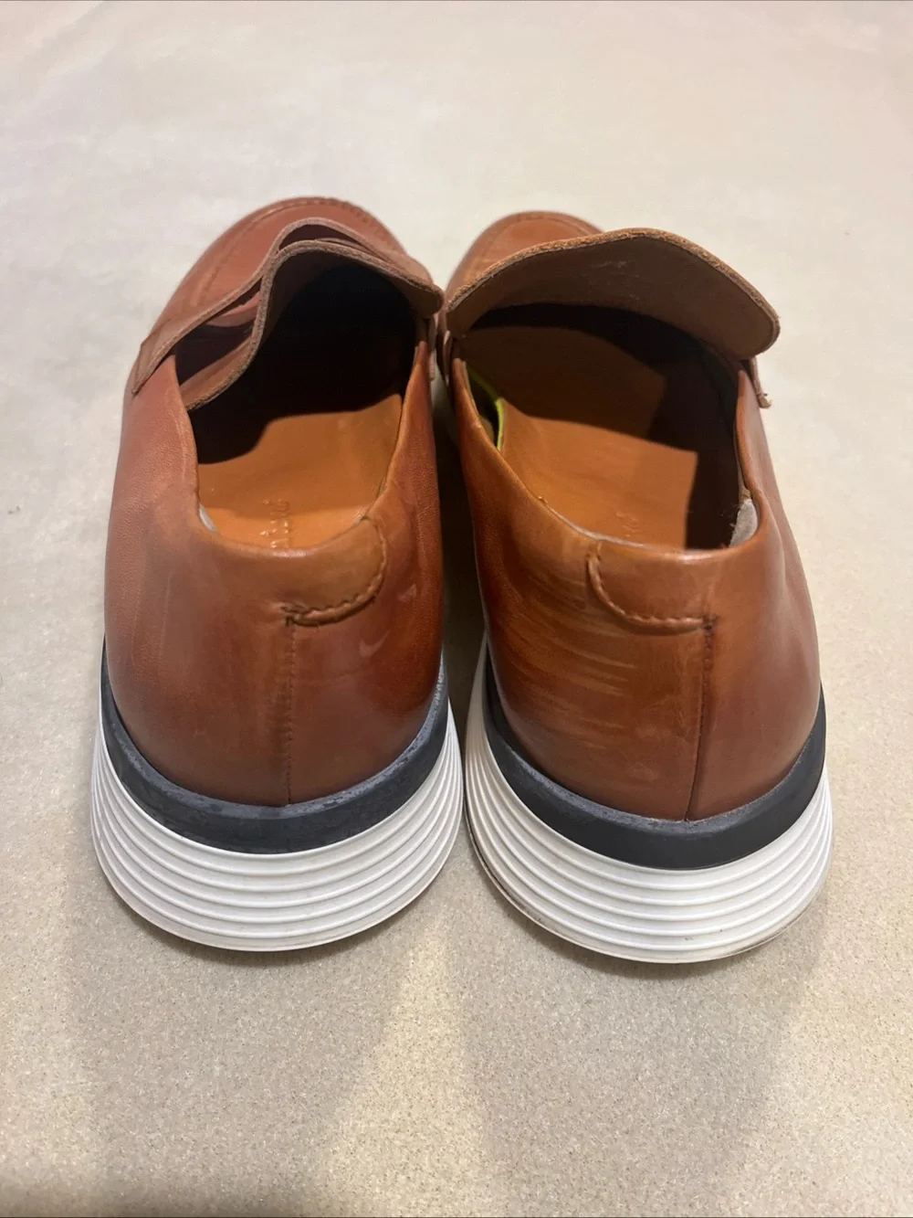 Wolf & Shepherd Men’s Crossover Penny Loafer. Leather. British Tan. Size 9.5